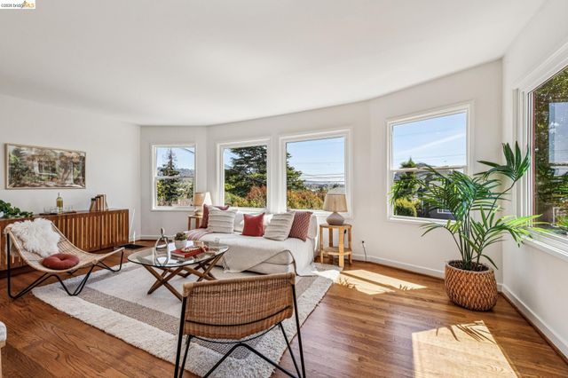 5705 Panama Ave, Richmond, CA 94804