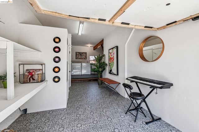 5705 Panama Ave, Richmond, CA 94804