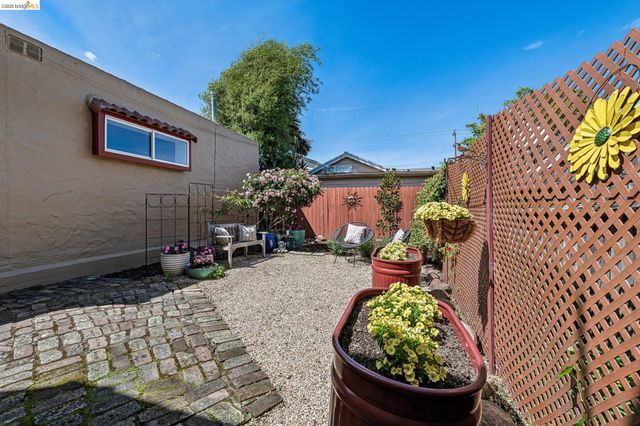 5705 Panama Ave, Richmond, CA 94804