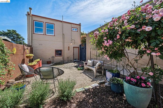 5705 Panama Ave, Richmond, CA 94804