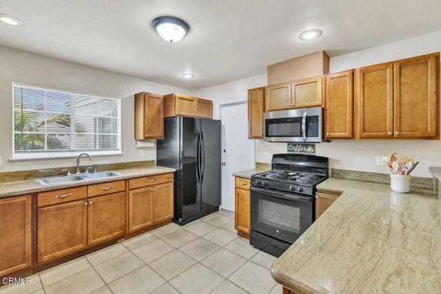 1410 Huntswood Way, Oxnard, CA 93030