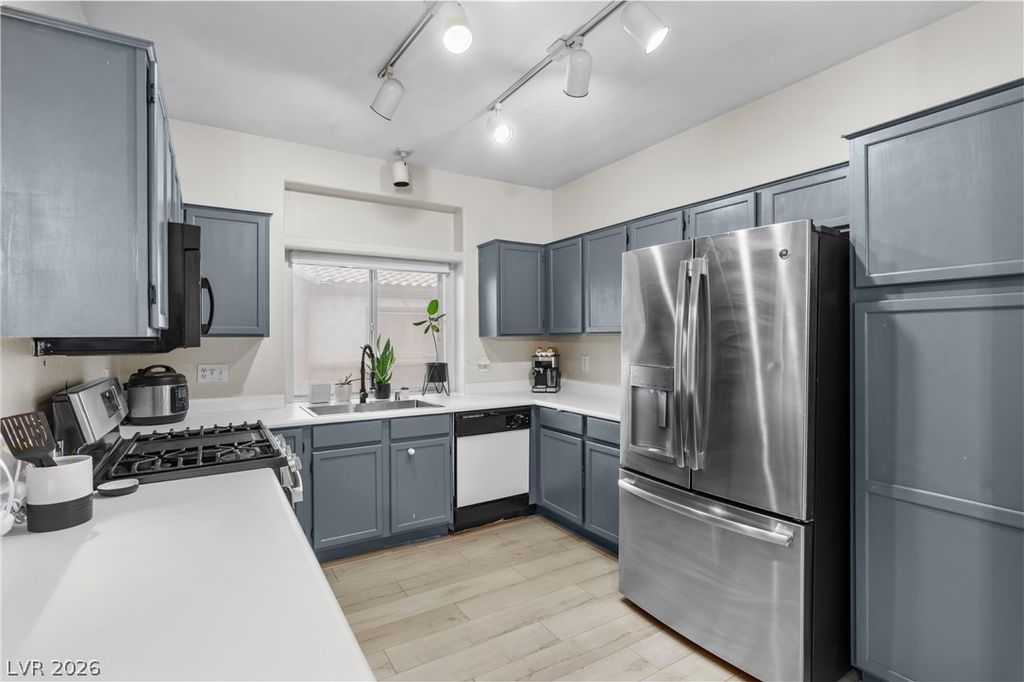6800 Indian Chief Drive 204, Las Vegas, NV 89130 — photo 4