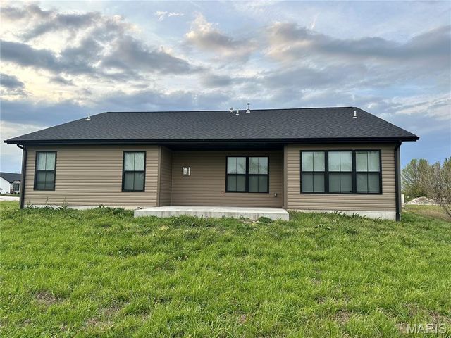 3752 Kristine Drive, Pontoon Beach, IL 62040