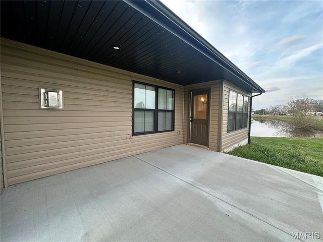 3752 Kristine Drive, Pontoon Beach, IL 62040