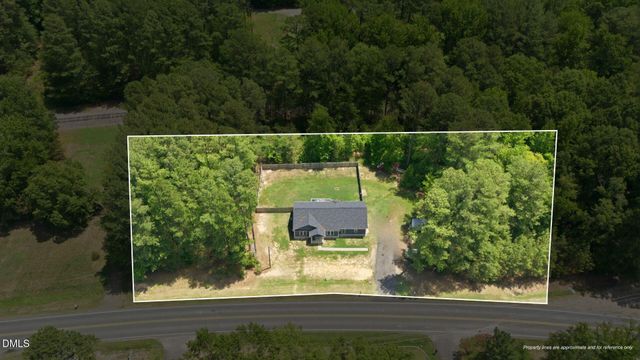 106 Old Nc 75 N, Stem, NC 27581