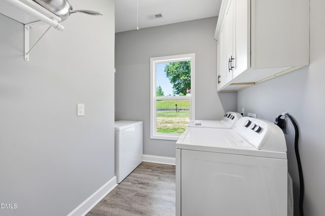 106 Old Nc 75 N, Stem, NC 27581