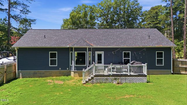 106 Old Nc 75 N, Stem, NC 27581