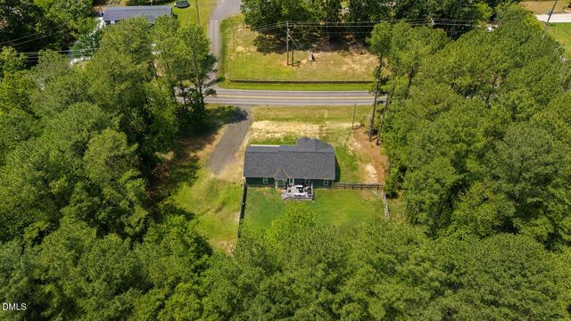 106 Old Nc 75 N, Stem, NC 27581