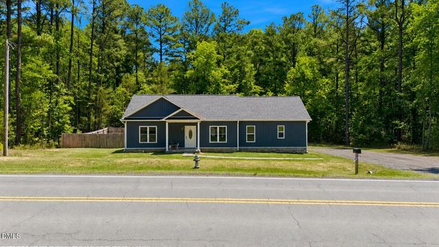 106 Old Nc 75 N, Stem, NC 27581