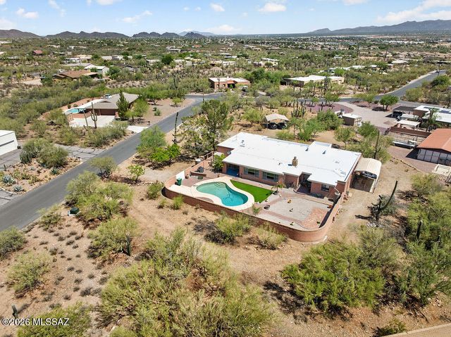 6018 W Bridle Way, Tucson, AZ 85743