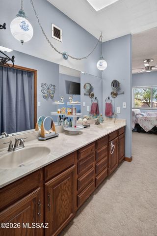 6018 W Bridle Way, Tucson, AZ 85743