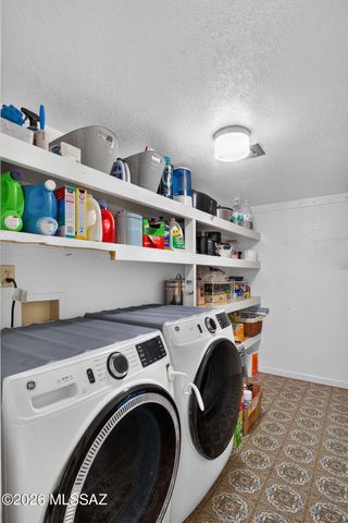 6018 W Bridle Way, Tucson, AZ 85743