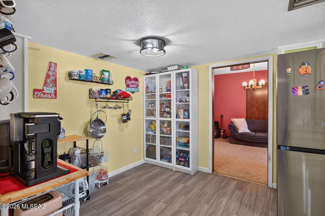 6018 W Bridle Way, Tucson, AZ 85743