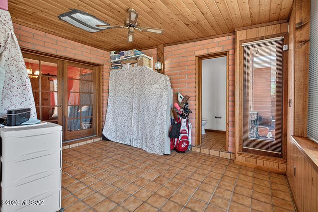 6018 W Bridle Way, Tucson, AZ 85743