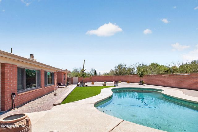 6018 W Bridle Way, Tucson, AZ 85743