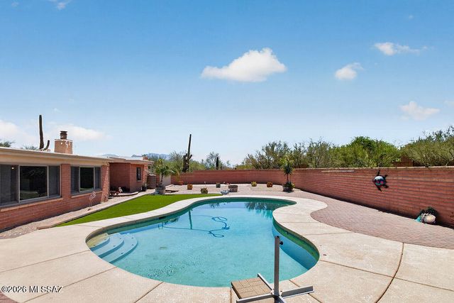 6018 W Bridle Way, Tucson, AZ 85743