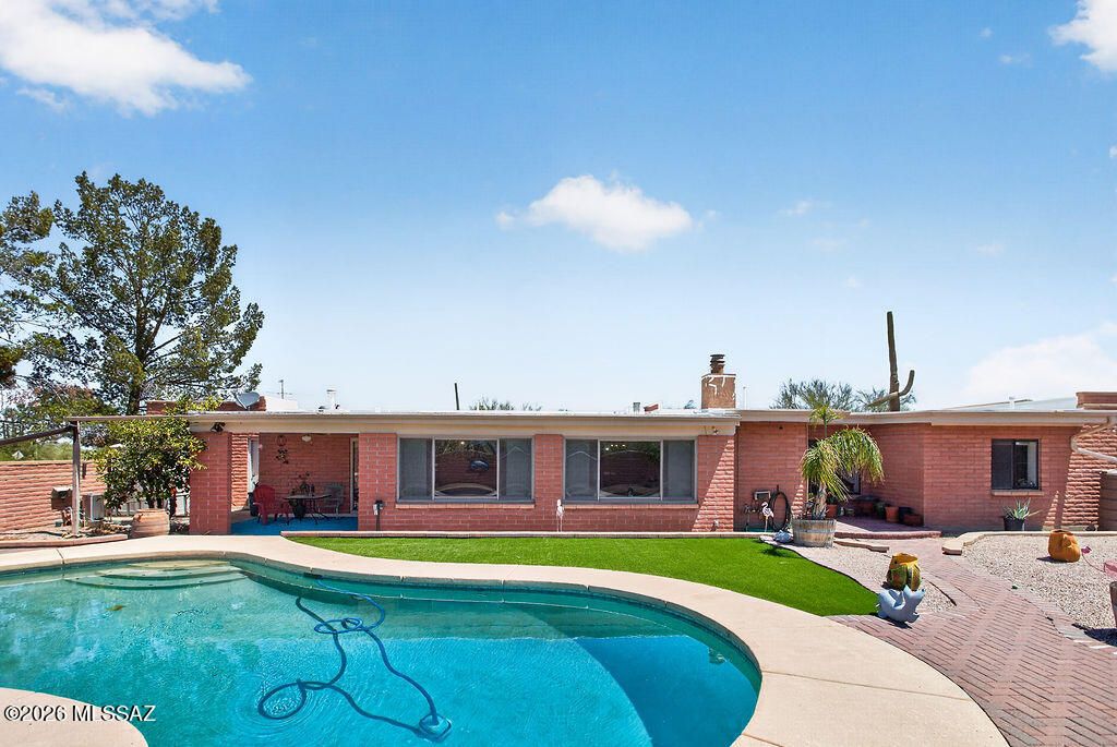 6018 W Bridle Way, Tucson, AZ 85743