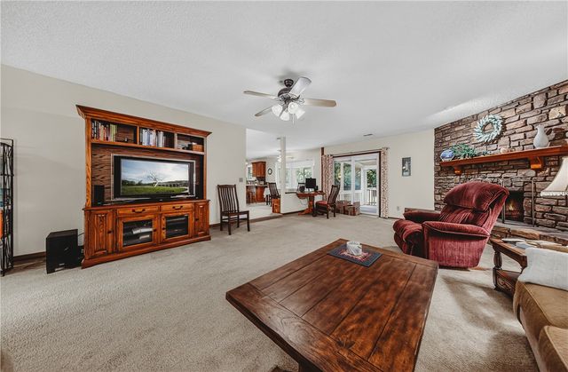 2350 E Country, Fayetteville, AR 72703