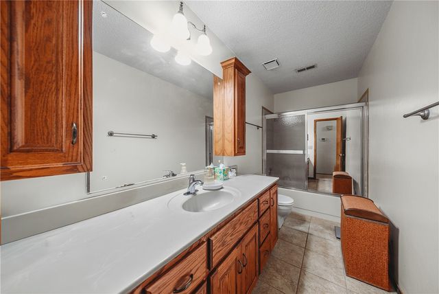 2350 E Country, Fayetteville, AR 72703