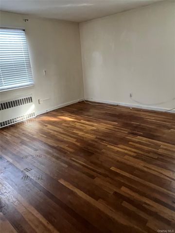 1046 Little Neck Avenue, North Bellmore, NY 11710