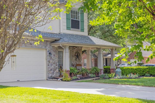 10227 Crescent Bluff Lane, Houston, TX 77070