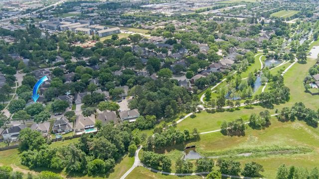 10227 Crescent Bluff Lane, Houston, TX 77070