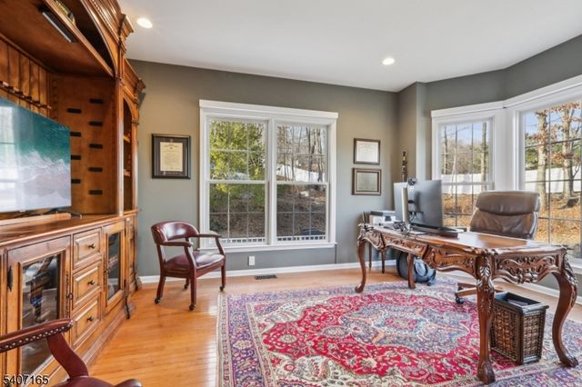 32 Harrison Mount Lake Rd, Ringwood Boro, NJ 07456