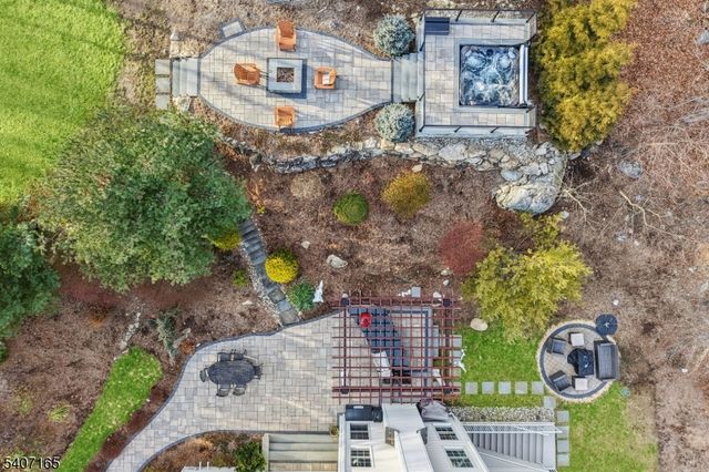 32 Harrison Mount Lake Rd, Ringwood Boro, NJ 07456