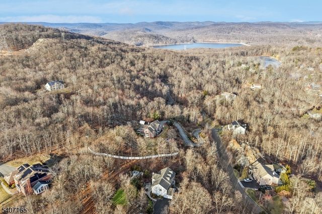 32 Harrison Mount Lake Rd, Ringwood Boro, NJ 07456