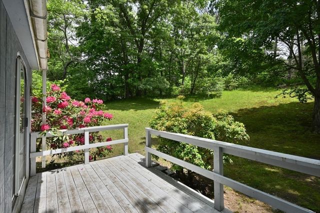 73 Hood Road, Tewksbury, MA 01876