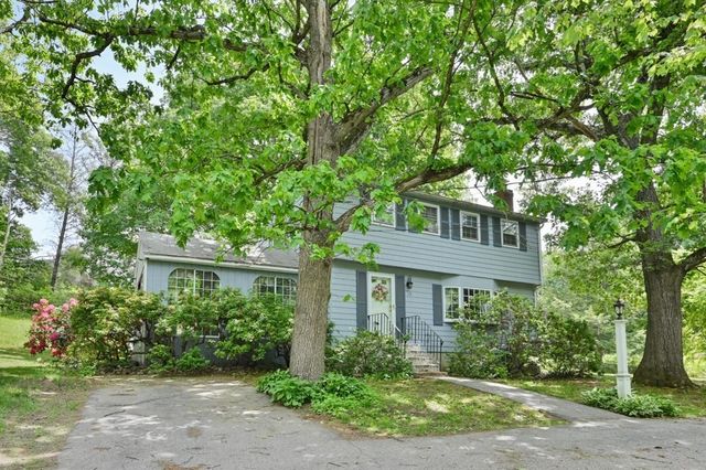 73 Hood Road, Tewksbury, MA 01876