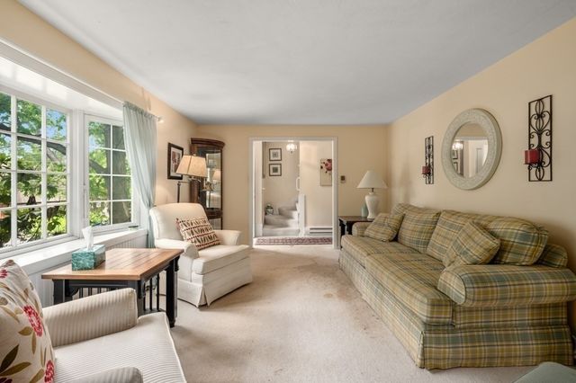 73 Hood Road, Tewksbury, MA 01876