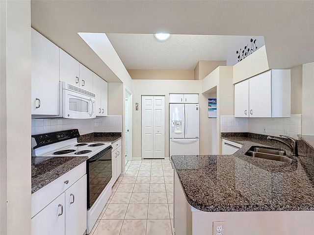 5865 MACAW PLACE, Lakeland, FL 33809