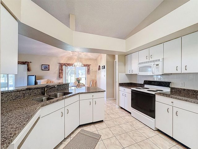 5865 MACAW PLACE, Lakeland, FL 33809