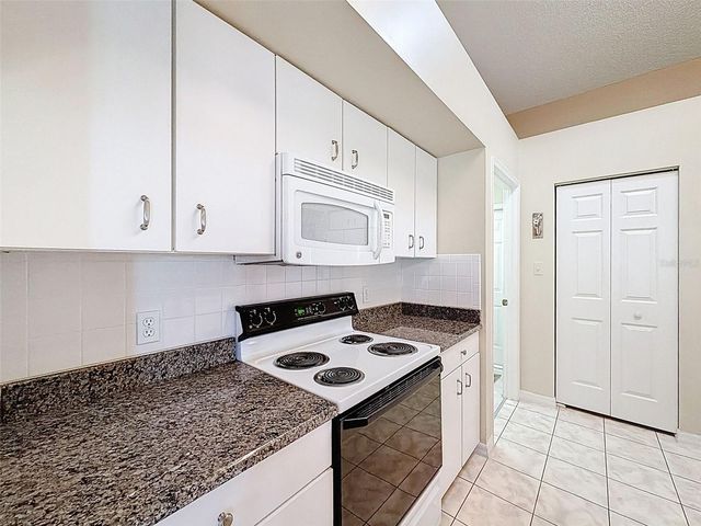 5865 MACAW PLACE, Lakeland, FL 33809