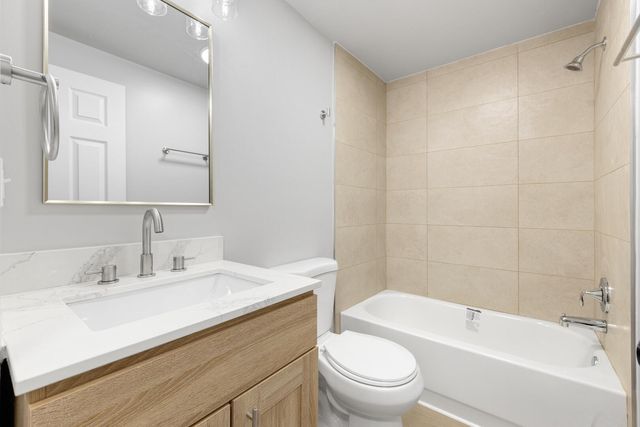 1139 W Barry Lane, Sauk Village, IL 60411