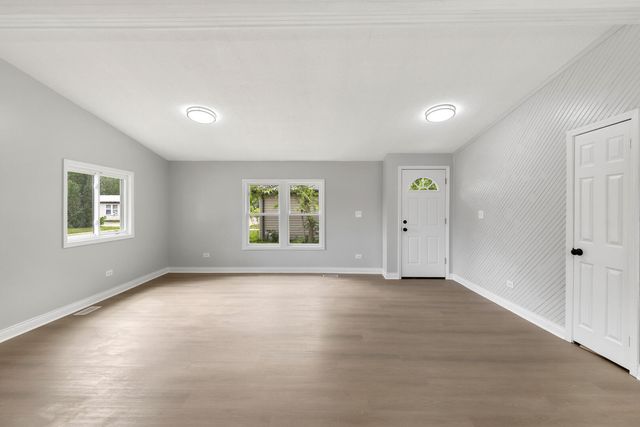 1139 W Barry Lane, Sauk Village, IL 60411