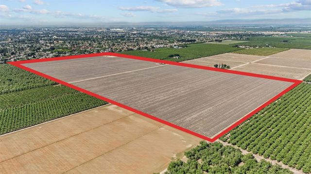 715 W Taylor Rd, Turlock, CA 95382