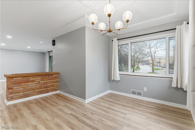 11526 Lake Avenue, Cleveland, OH 44102