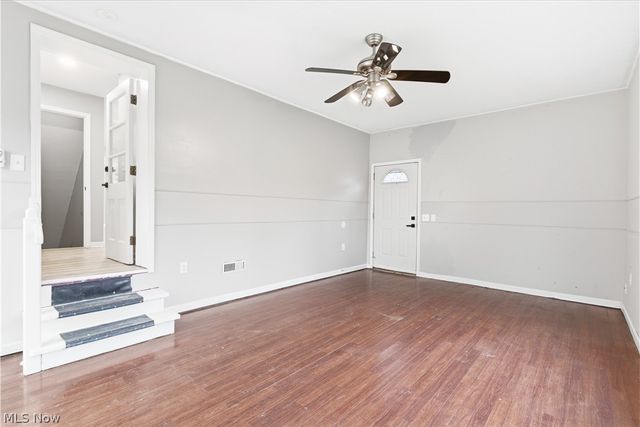 11526 Lake Avenue, Cleveland, OH 44102