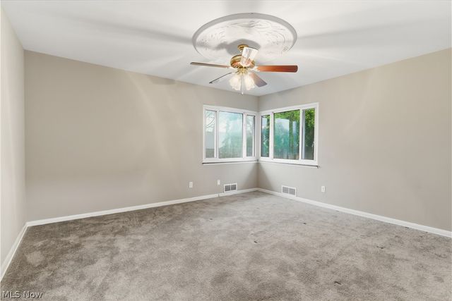 11526 Lake Avenue, Cleveland, OH 44102