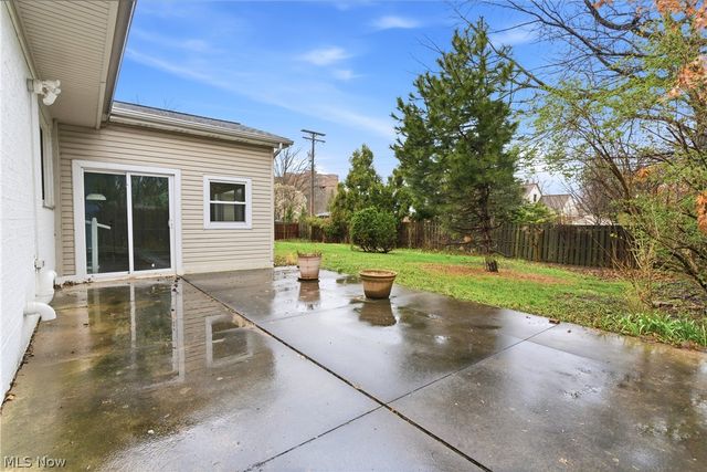 11526 Lake Avenue, Cleveland, OH 44102