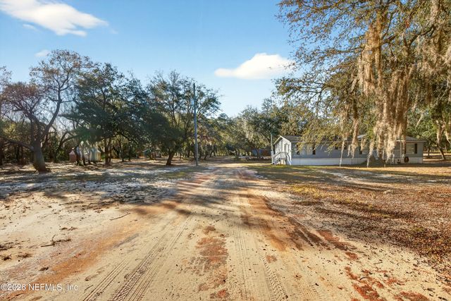 5270 ALMOND Court, Keystone Heights, FL 32656