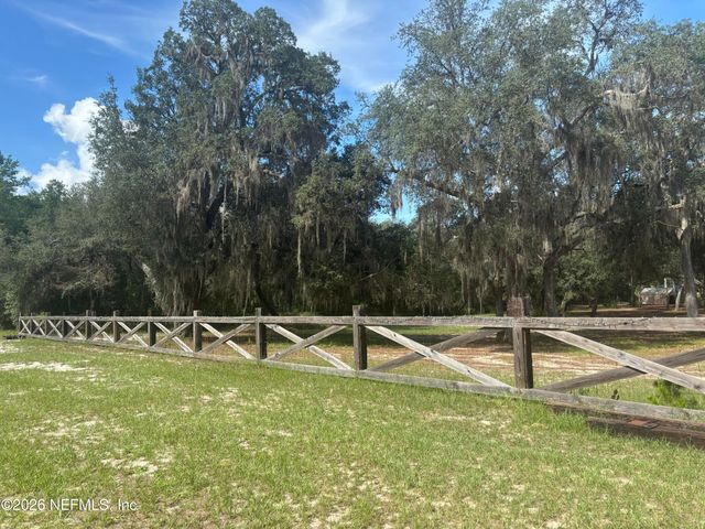 5270 ALMOND Court, Keystone Heights, FL 32656