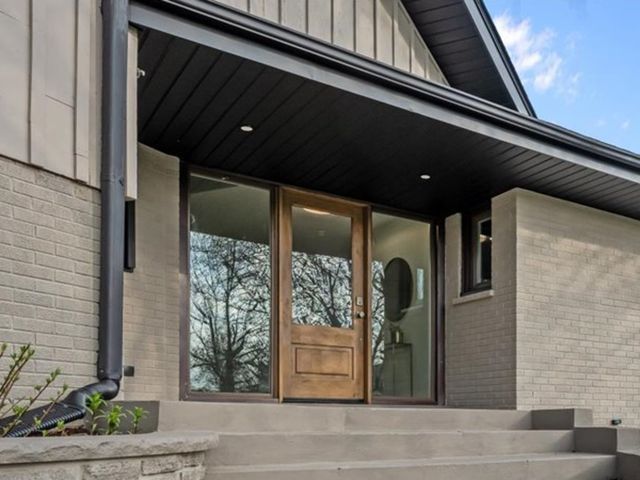 3492 Whirlaway Drive, Northbrook, IL 60062
