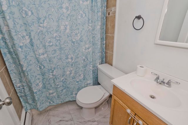 66 Sheri Ln 66, Agawam, MA 01001