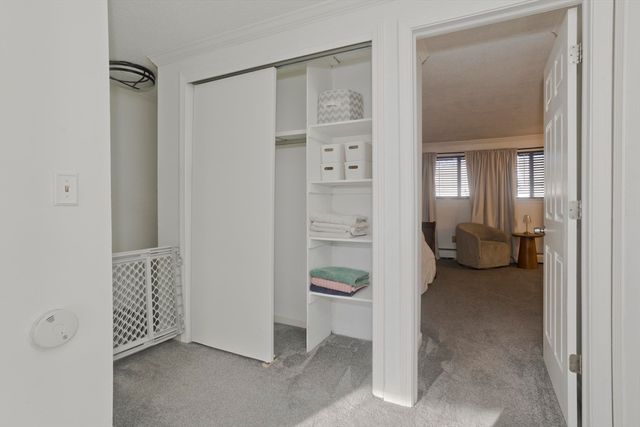 66 Sheri Ln 66, Agawam, MA 01001