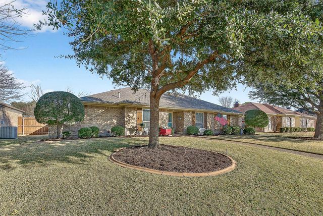 711 Rush Creek Drive, Allen, TX 75002
