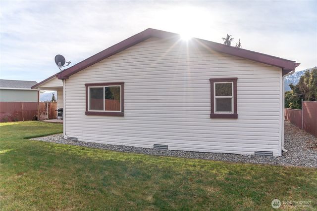 935 Sunrise Drive, Manson, WA 98831