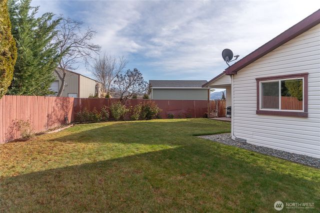 935 Sunrise Drive, Manson, WA 98831